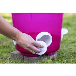 Kerbl Futtereimer für Geflügel 12 l - rosa