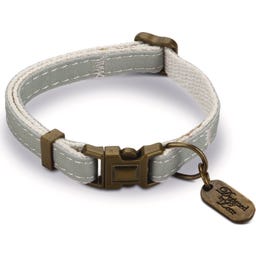 Designed by Lotte Collare per Gatti Nyl Virante - Menta