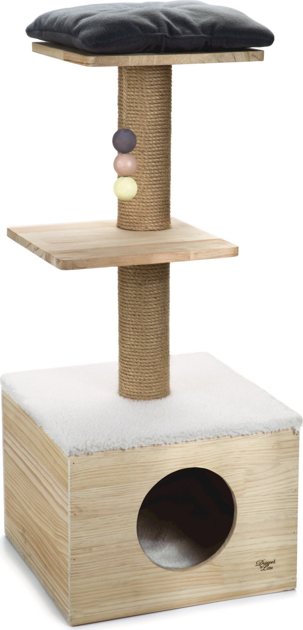 Designed by Lotte Holz Kratzbaum Kamina