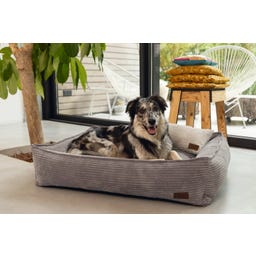 Designed by Lotte Liegebett Ribbed Braun - 80x70x22 cm