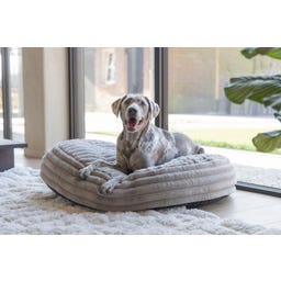 Designed by Lotte Hundekissen Reza Rund Beige - 95x20cm